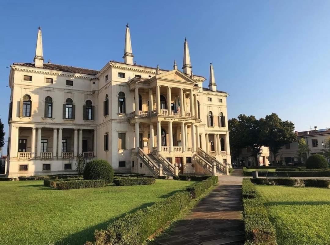 Liberty Dream, Fascino A Vicenza Villa Exterior foto